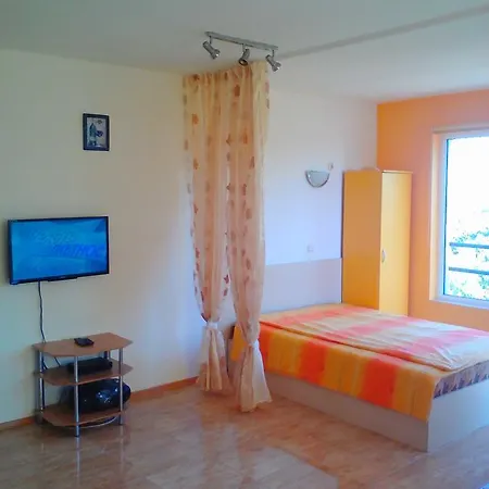 Apartment In Sunny Hills 2 *